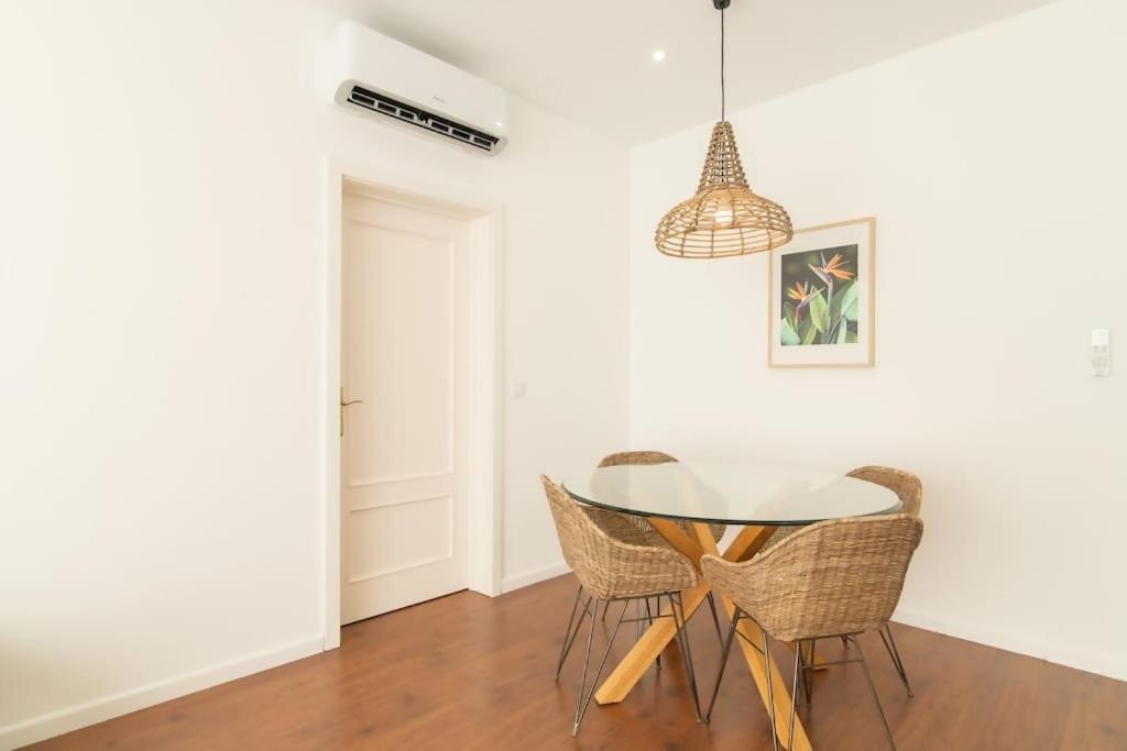 Cozy Sea View Apartment Near City & Airport Ponta Delgada Buitenkant foto