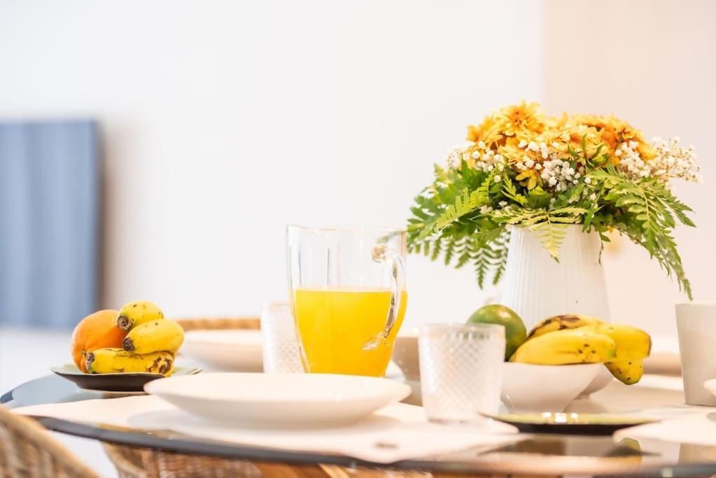 Cozy Sea View Apartment Near City & Airport Ponta Delgada Buitenkant foto
