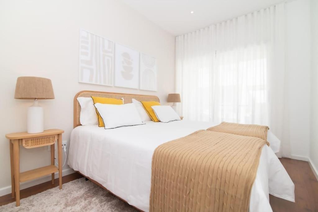 Cozy Sea View Apartment Near City & Airport Ponta Delgada Buitenkant foto