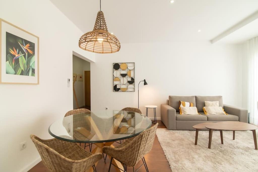 Cozy Sea View Apartment Near City & Airport Ponta Delgada Buitenkant foto